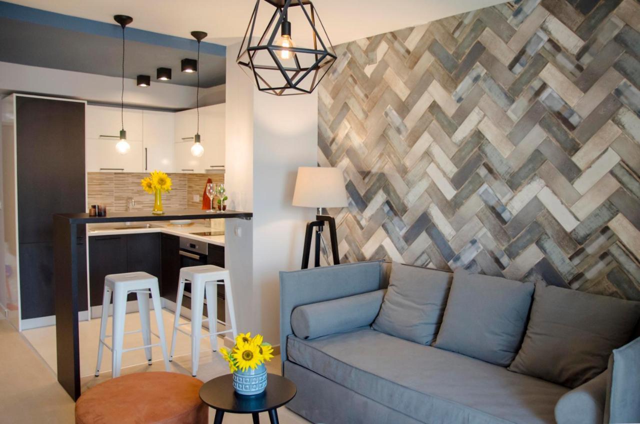 Stylish Studio, Centre - Private Parking - Panoramic Views