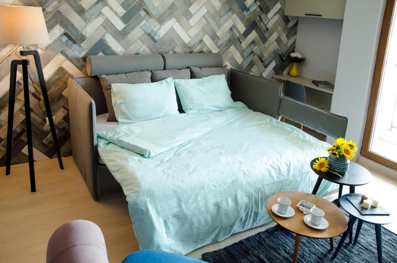 Stylish Studio, Centre - Private Parking - Panoramic Views Skopje
